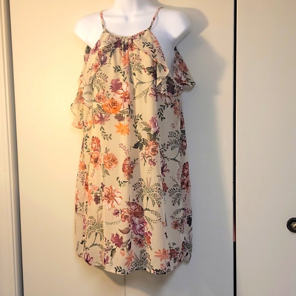 ASU Wish Size Small Spring Summer women mini dress Floral Cream and Above knee - Picture 1 of 8